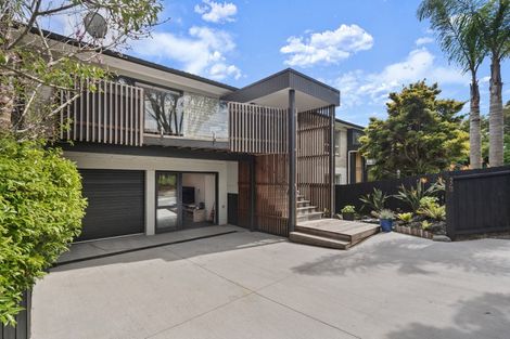 Photo of property in 2/15 Walter Street, Hauraki, Auckland, 0622