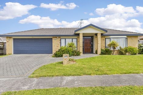 Photo of property in 9 Shankill Place, East Tamaki, Auckland, 2013