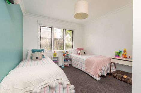 Photo of property in 16 Tui Road, Raumati Beach, Paraparaumu, 5032