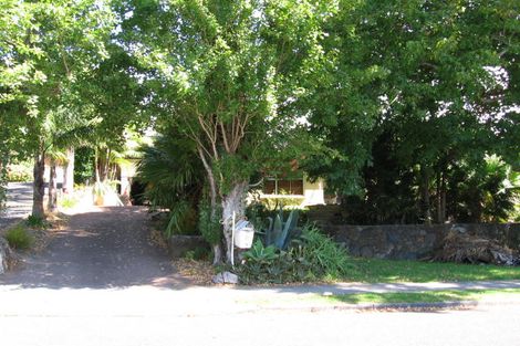 Photo of property in 5 Gray Crescent, Torbay, Auckland, 0630