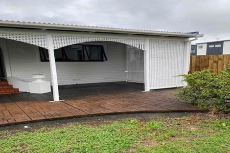 Photo of property in 1072 Great North Road, Point Chevalier, Auckland, 1022