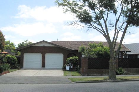 Photo of property in 11 Karnak Crescent, Russley, Christchurch, 8042