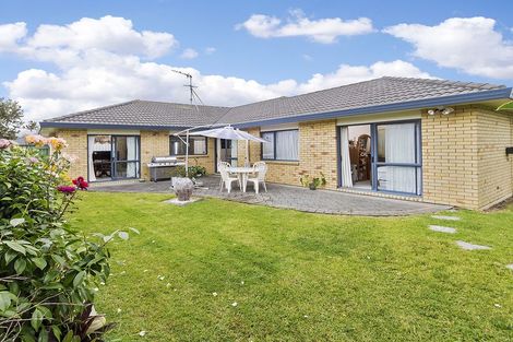 Photo of property in 9 Shankill Place, East Tamaki, Auckland, 2013