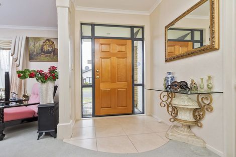 Photo of property in 9 Shankill Place, East Tamaki, Auckland, 2013