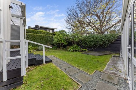Photo of property in 26 Walton Avenue, Waikanae, 5036
