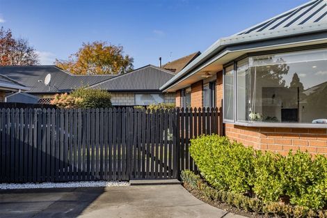 Photo of property in 1/14 Innisfree Place, Northwood, Christchurch, 8051