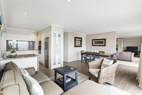 Photo of property in 161 Mellons Bay Road, Mellons Bay, Auckland, 2014