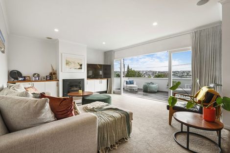 Photo of property in 6 Manuwai Road, Torbay, Auckland, 0630