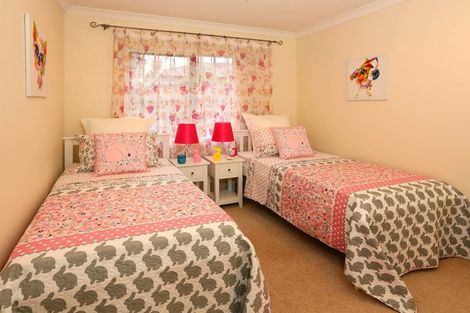 Photo of property in 7 Alderbury Way, Henderson, Auckland, 0612