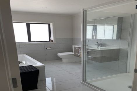 Photo of property in 28 Manor Park Road, Manor Park, Lower Hutt, 5019