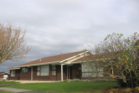 Photo of property in 8 Chippendale Crescent, Highbury, Palmerston North, 4412