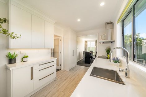 Photo of property in 6 Routley Crescent, Elderslea, Upper Hutt, 5018