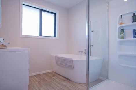 Photo of property in 18 Park Street, Winton, 9720