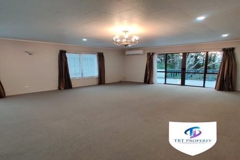 Photo of property in 21 Hakea Place, Totara Heights, Auckland, 2105