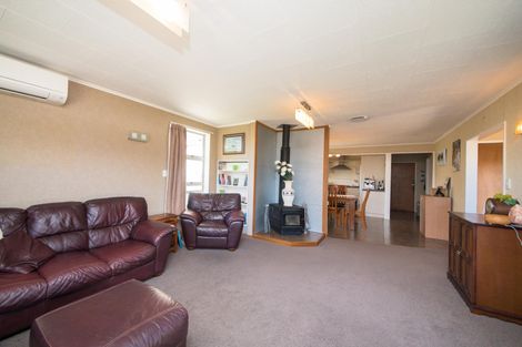 Photo of property in 10 Eyre Road, Linton, Palmerston North, 4472
