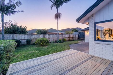 Photo of property in 4 Inagh Close, Dannemora, Auckland, 2016