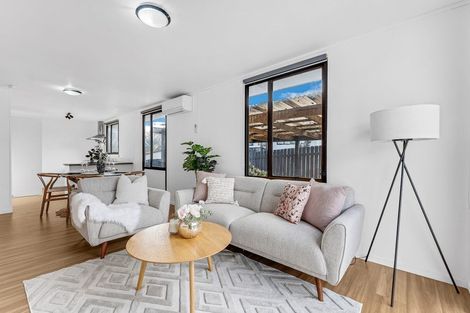 Photo of property in 1/21 Nearco Street, Randwick Park, Auckland, 2105