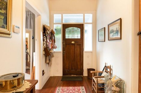 Photo of property in 19 Oliver Road, Eastern Beach, Auckland, 2012