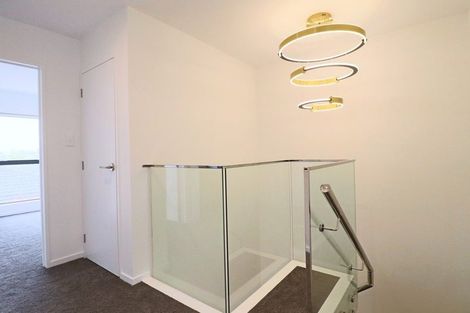 Photo of property in 62b Glenmore Road, Sunnyhills, Auckland, 2010