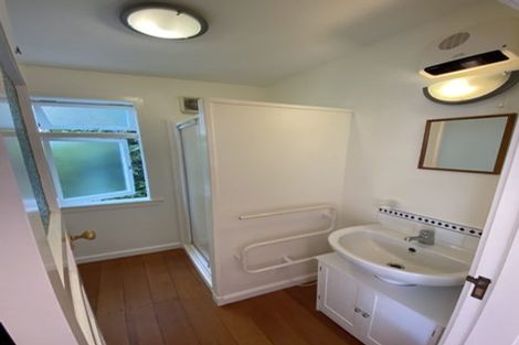 Photo of property in 84 Upland Road, Kelburn, Wellington, 6012