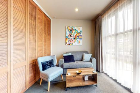 Photo of property in Atrium Towers, 5p/154 The Terrace, Wellington Central, Wellington, 6011