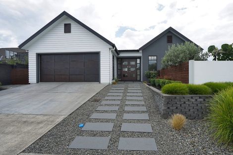 Photo of property in 71 Roy Hilton Drive, Flagstaff, Hamilton, 3210