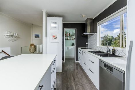 Photo of property in 7 Paris Place, Birkenhead, Auckland, 0626