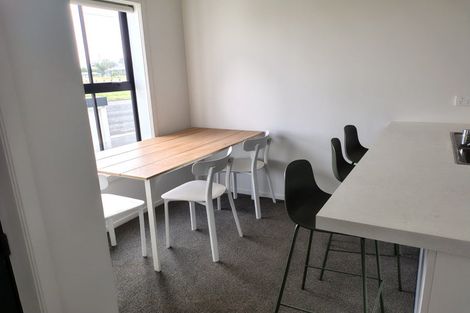 Photo of property in 1/135 Silverdale Road, Hillcrest, Hamilton, 3216