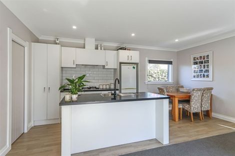 Photo of property in 5 Manatu Lane, Inglewood, 4330