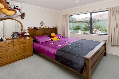 Photo of property in 9 Shankill Place, East Tamaki, Auckland, 2013