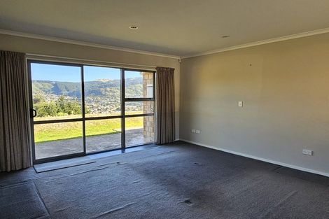 Photo of property in 50 Bing Lucas Drive, Tawa, Wellington, 5028