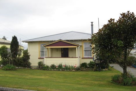 Photo of property in 14 Carroll Street, Runanga, 7803