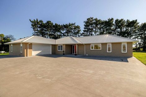 Photo of property in 8 Garrick Lane, Kelvin Grove, Palmerston North, 4470
