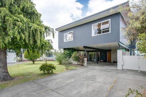 Photo of property in 17 Totara Street, Taradale, Napier, 4112