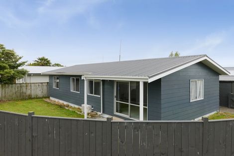 Photo of property in 29 Acacia Street, Kelvin Grove, Palmerston North, 4414