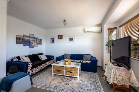 Photo of property in 369 Mangorei Road, Merrilands, New Plymouth, 4312