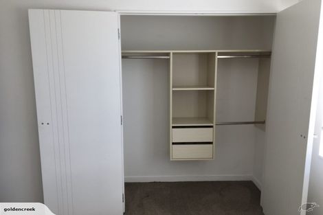 Photo of property in 16 Peony Mews, Oteha, Auckland, 0632