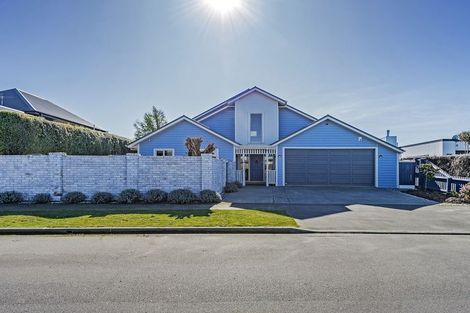 Photo of property in 8 Excalibur Place, Burwood, Christchurch, 8083