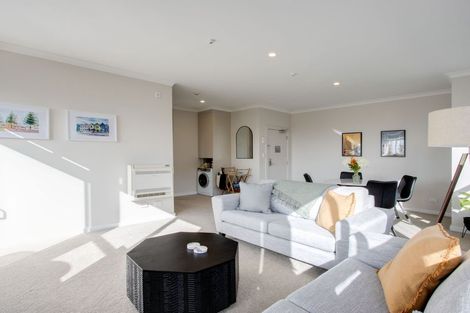 Photo of property in 52/3 Shakespeare Road, Napier South, Napier, 4110