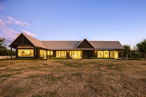 Photo of property in 67 Tarahunga Road, Levin, 5571