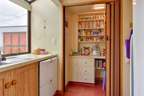 Photo of property in 16 Traford Street, Gore, 9710