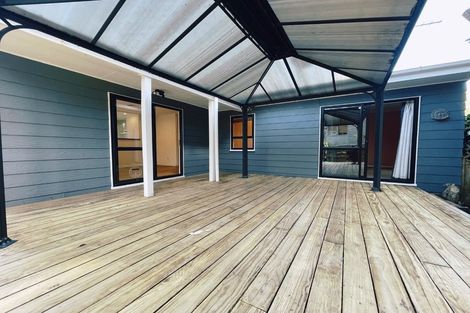 Photo of property in 1/294 West Coast Road, Glen Eden, Auckland, 0602