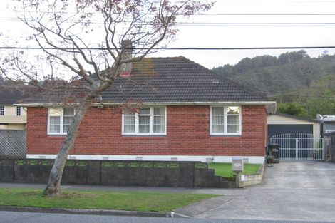 Photo of property in 20 Molesworth Street, Taita, Lower Hutt, 5011