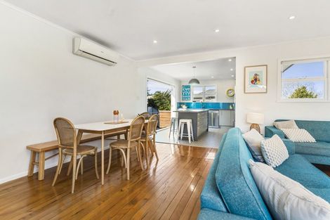 Photo of property in 10 Patons Road, Howick, Auckland, 2014