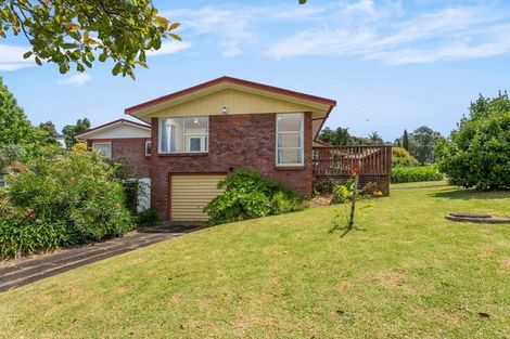 Photo of property in 1/2 Gretel Place, Hillcrest, Auckland, 0627