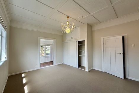 Photo of property in 39 Roys Road, Weymouth, Auckland, 2103