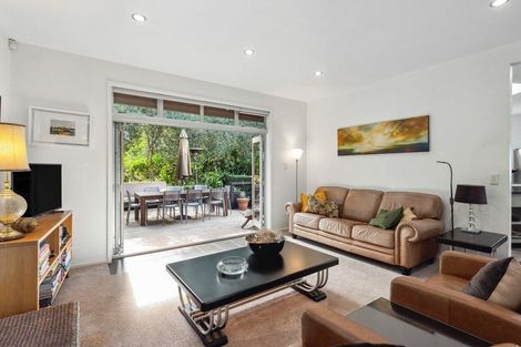 Photo of property in 2 Fiesta Grove, Raumati Beach, Paraparaumu, 5032