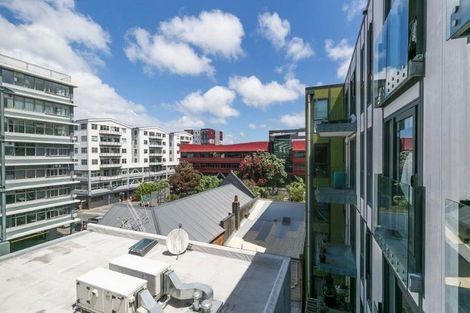 Photo of property in Dual Apartments, 108/142 Vivian Street, Te Aro, Wellington, 6011