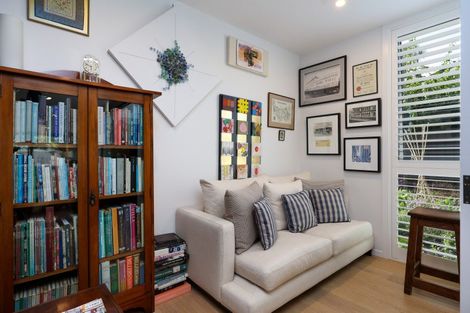 Photo of property in 2/1g Harley Street, Nelson, 7010