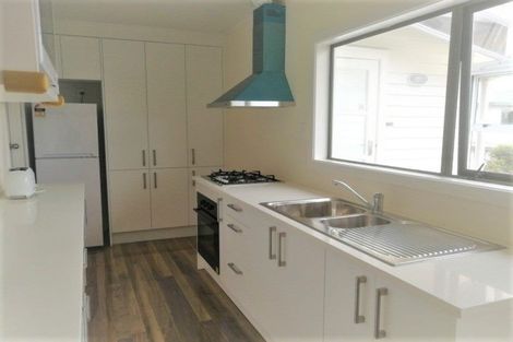 Photo of property in 76 College Road, Edgecumbe, 3120